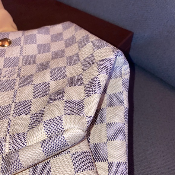 Louis Vuitton Monogram Canvas Artsy GM Bag - Picture 6 of 9